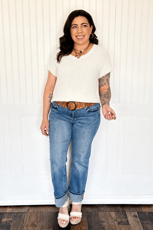 The cloud line short sleeve knit