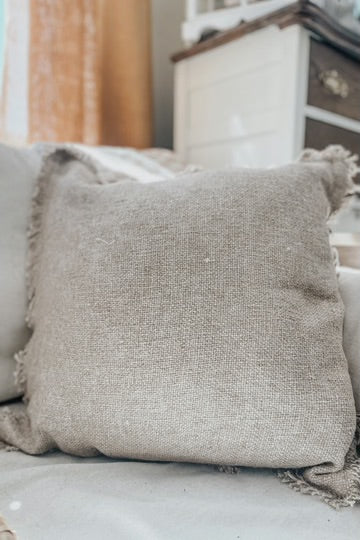 Melange jute and cotton blend pillow