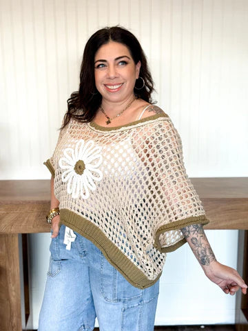 MEADOW BLOOM SLEEVELESS CROCHET SWEATER TOP