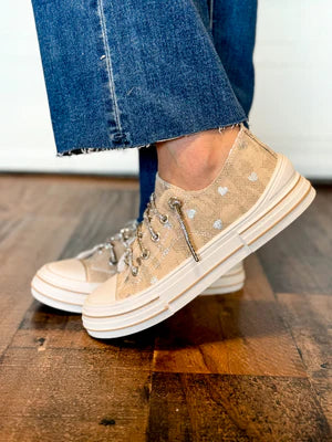 VERY G AMAN SLIP ON SNEAKER