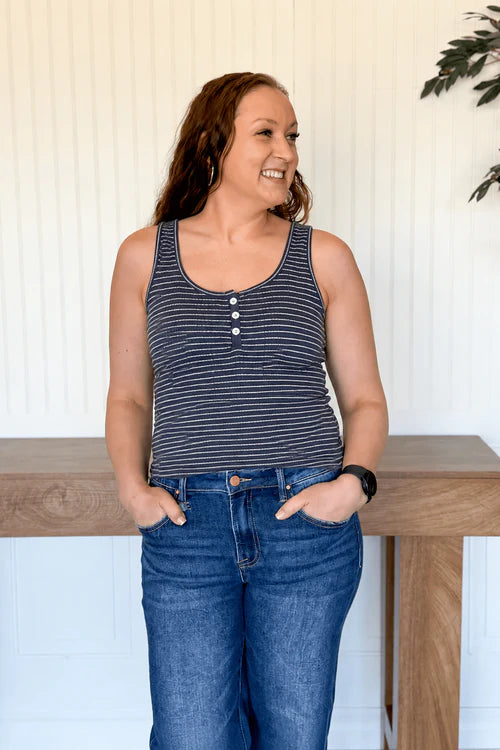 The sea cliff knit tank