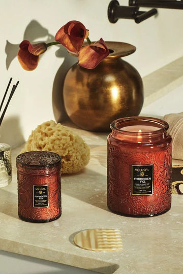 Voluspa small jar 5.5 oz candle