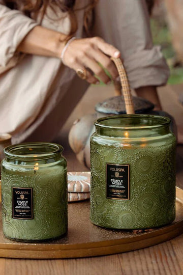 Voluspa small jar 5.5 oz candle
