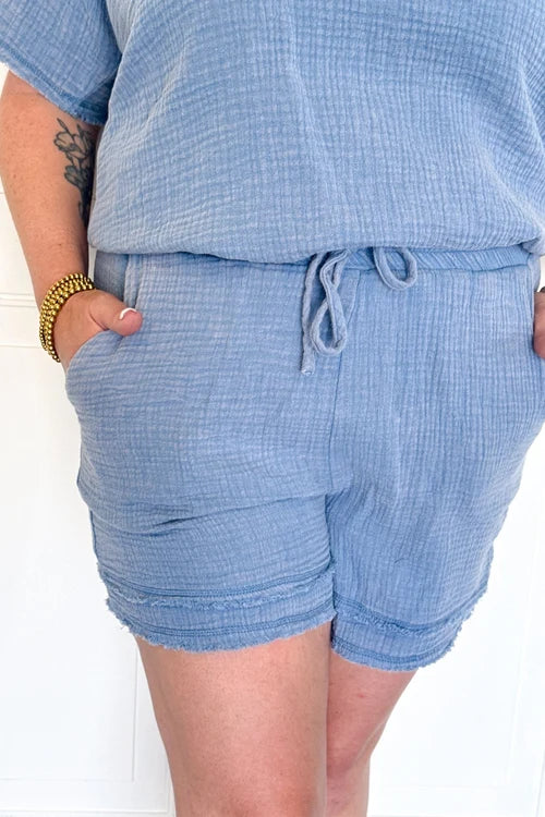 The barefoot weekend shorts
