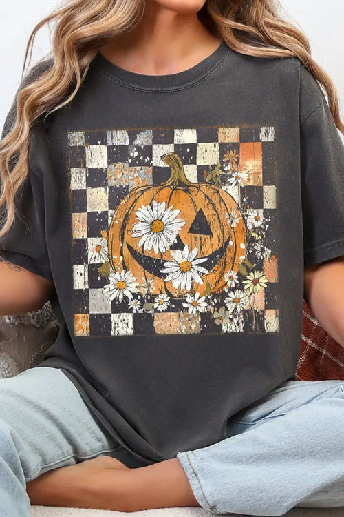 The desert thread co womens checkered jack o lantern graphic tee