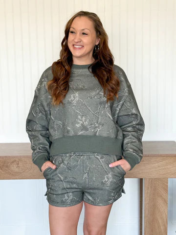 CAMO COMFORT CREW SWEATSHIRT