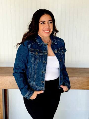 CLEAN LINES FITTED JACKET