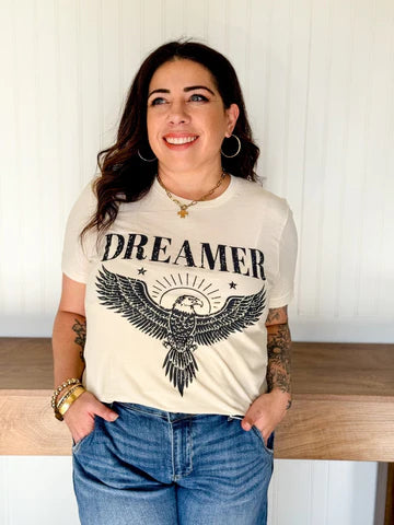 DREAMER UNISEX GRAPHIC TEE