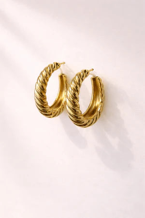 GOLDEN ROPE HOOPS