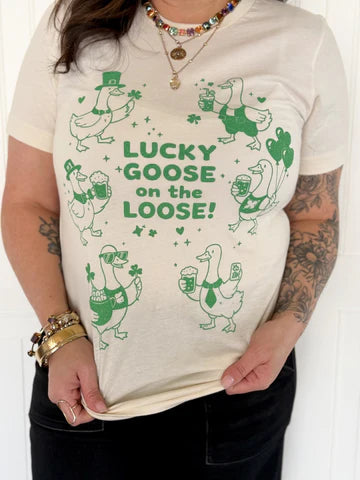 LUCKY GOOSE ON THE LOOSE GRAPHIC TEE