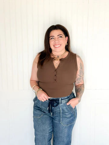 THE MARLOWE BUTTON TANK