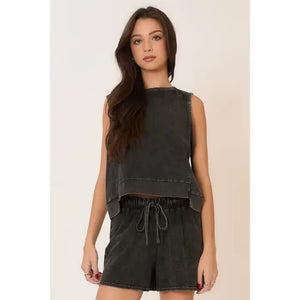 THE MIDNIGHT BREEZE CUTOUT TANK