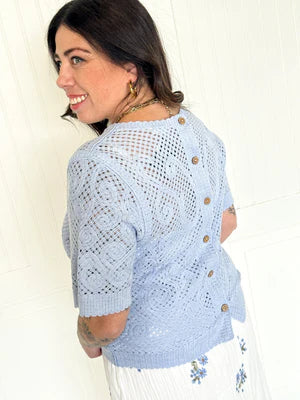 THE REVERSIBLE PERIWINKLE BREEZE BUTTON BACK TOP